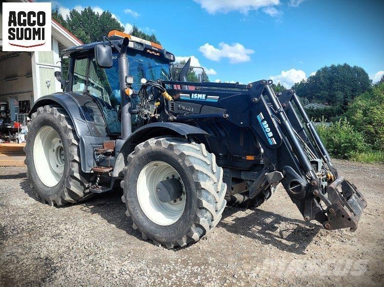 Valtra T213 VERSU Traktorid