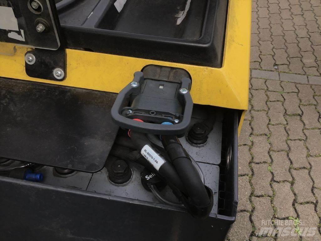 Hyster R 1.6 Lükandmastiga tõstukid