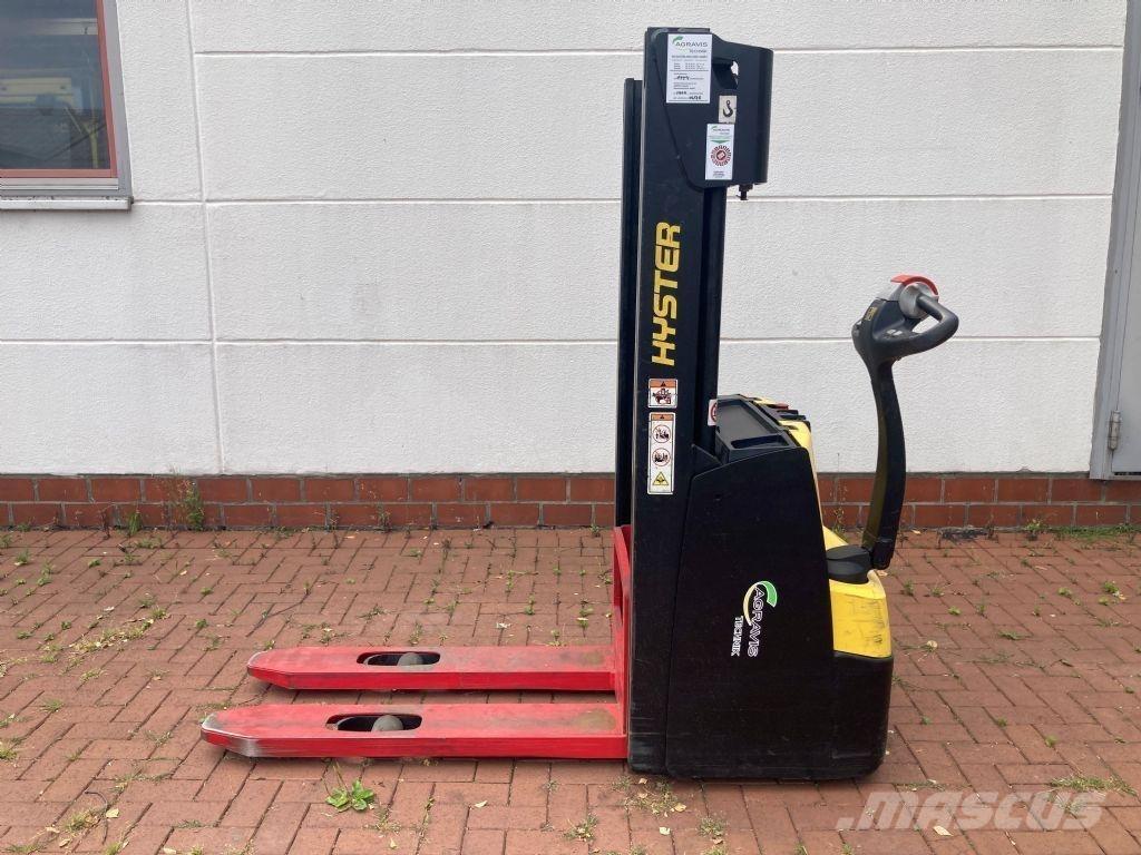 Hyster S 1.0 Järelkäidavad virnastajad
