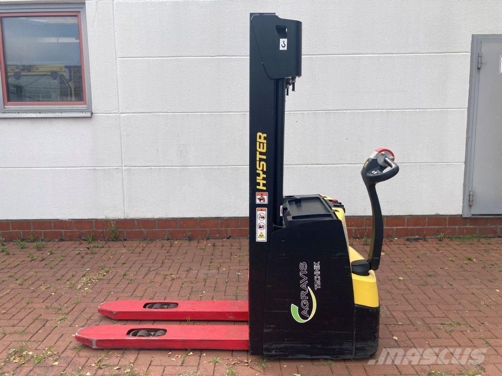 Hyster S 2.0 Järelkäidavad virnastajad