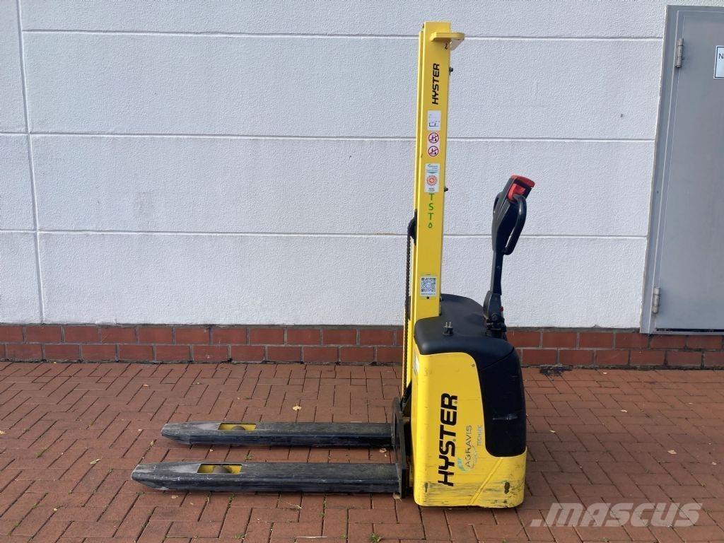 Hyster SC 1.0 Järelkäidavad virnastajad