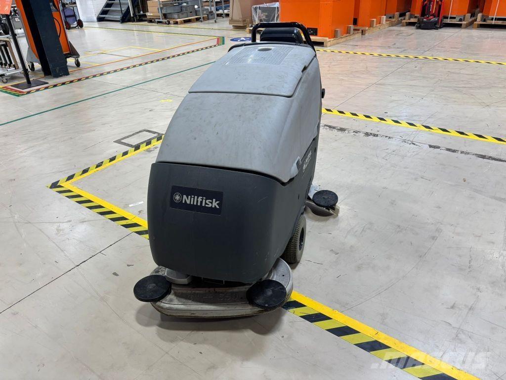 Nilfisk BA 651 Tänavapuhastusmasinad