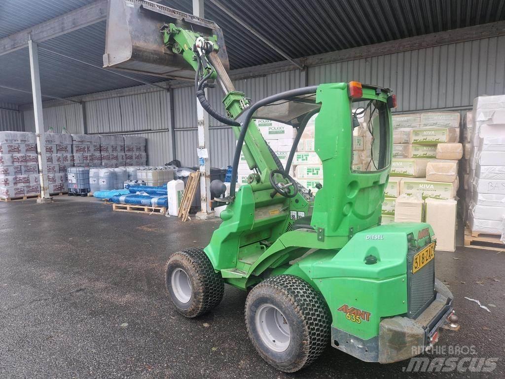 Avant 635 Mitmeotstarbelised laadurid