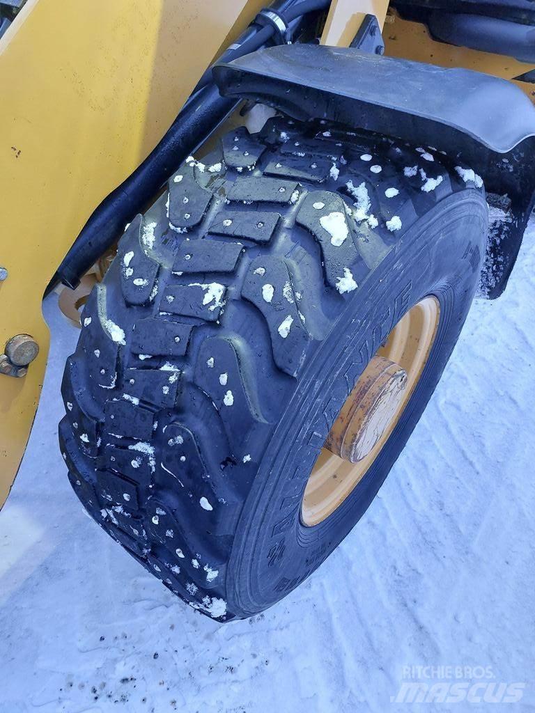 CAT 906H Muud põllumajandusmasinad