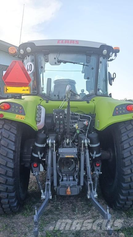 CLAAS 420 Traktorid