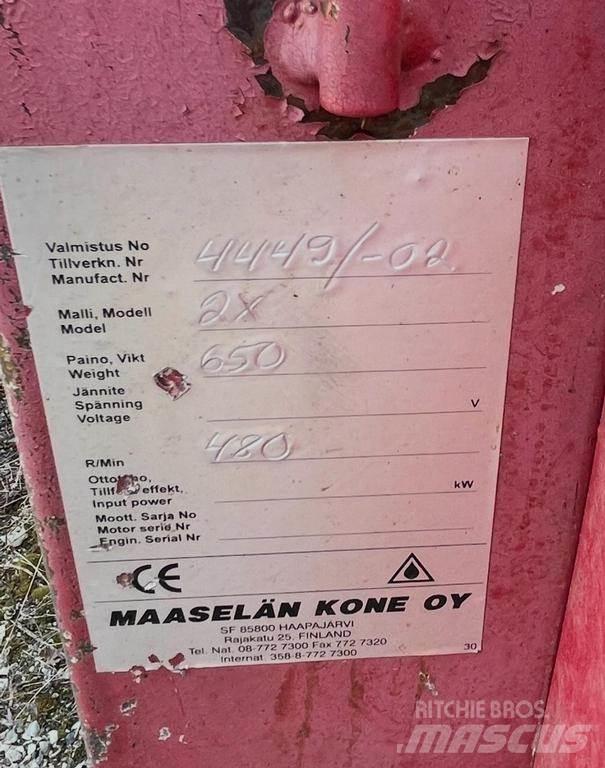 Hakki 2X Puulõikurid ja halumasinad