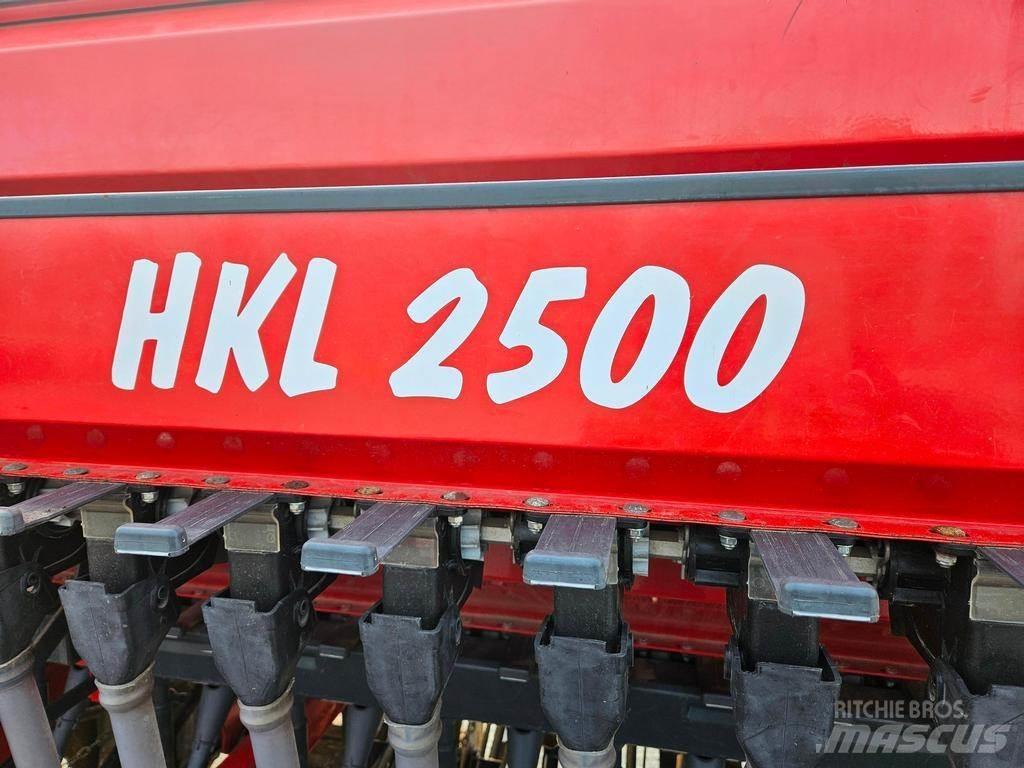Tume HS250 Külvik-äkked