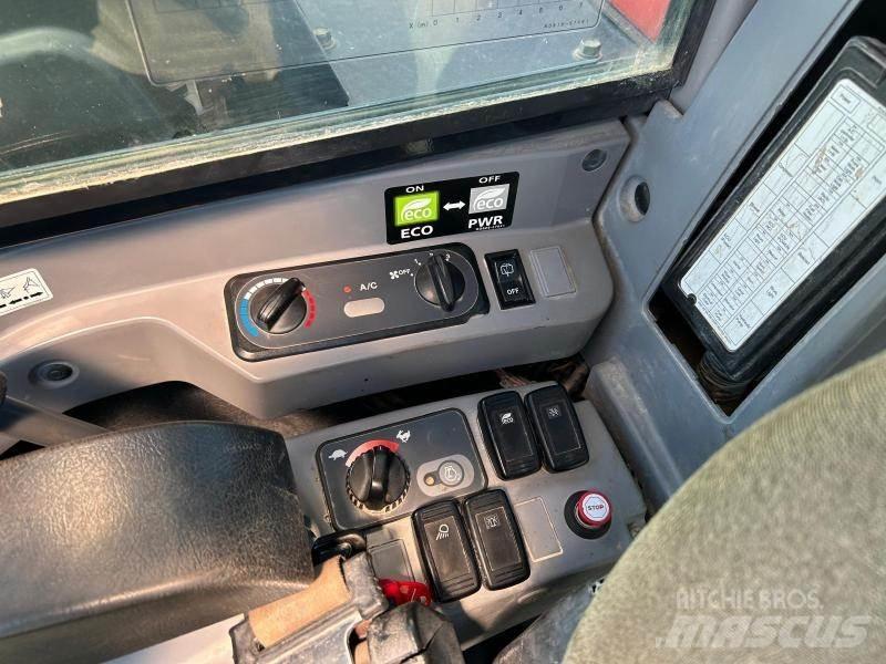 Kubota KX080-4 Miniekskavaatorid < 7 t