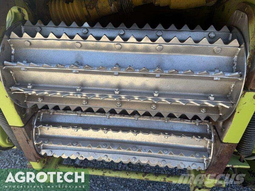 CLAAS JAGUAR 890 Traktorid