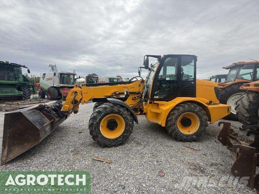 JCB TM 300 Traktorid