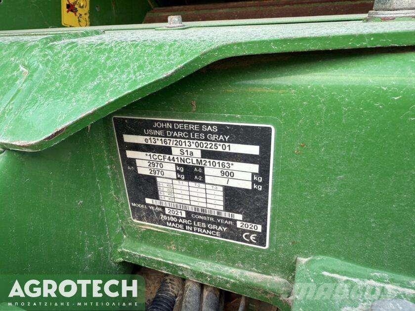 John Deere F441M Ruloonpressid
