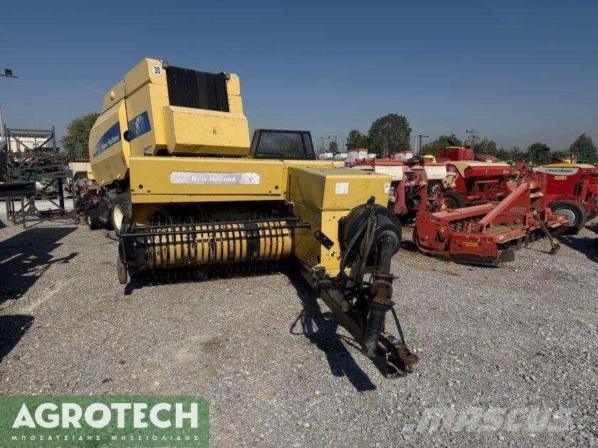 New Holland 570 Ruloonpressid