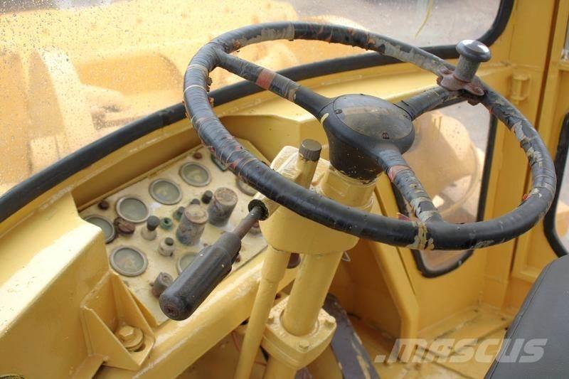 CAT 966 C Rataslaadurid