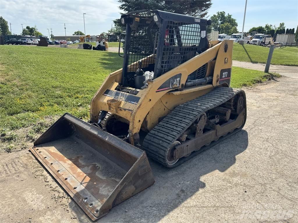 CAT 277 Kompaktlaadurid