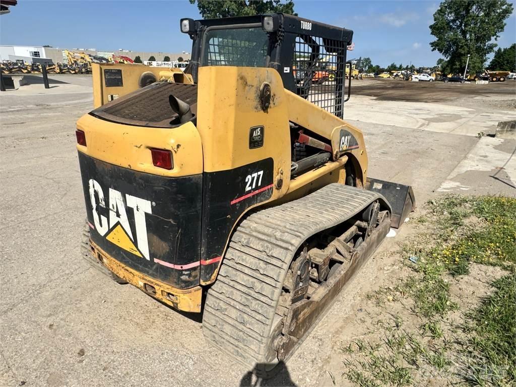 CAT 277 Kompaktlaadurid