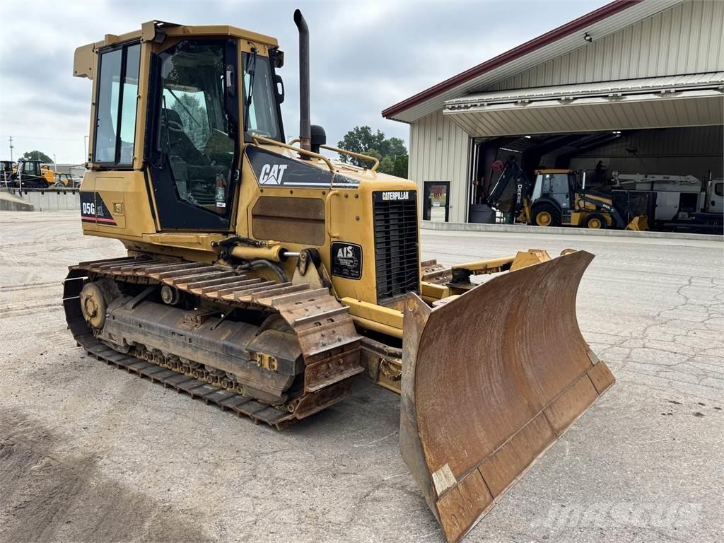 CAT D5G XL Buldooserid