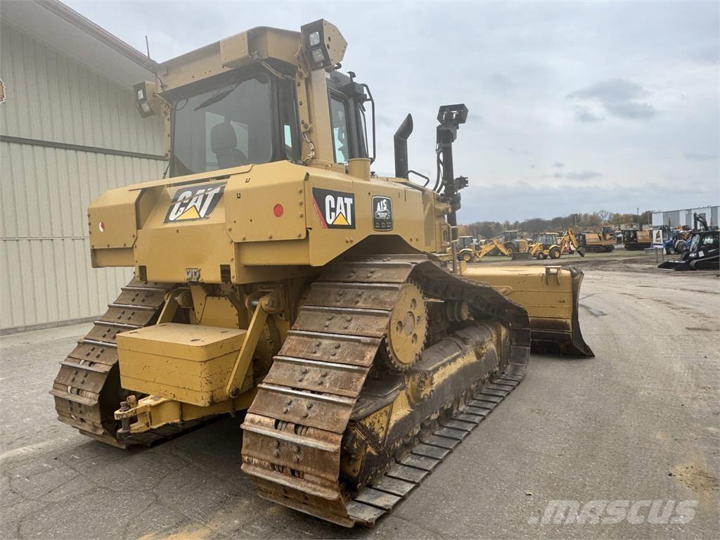 CAT D6T Buldooserid