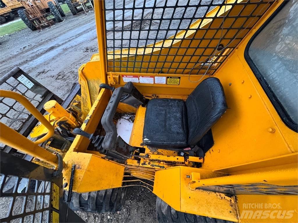 JCB 165 Kompaktlaadurid