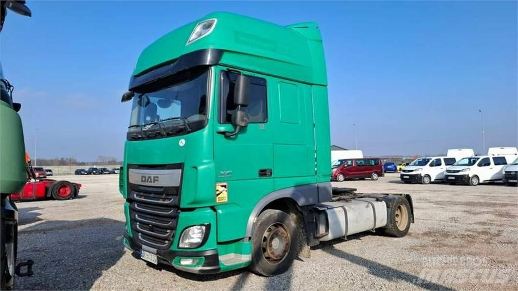 DAF XF 460 Sadulveokid