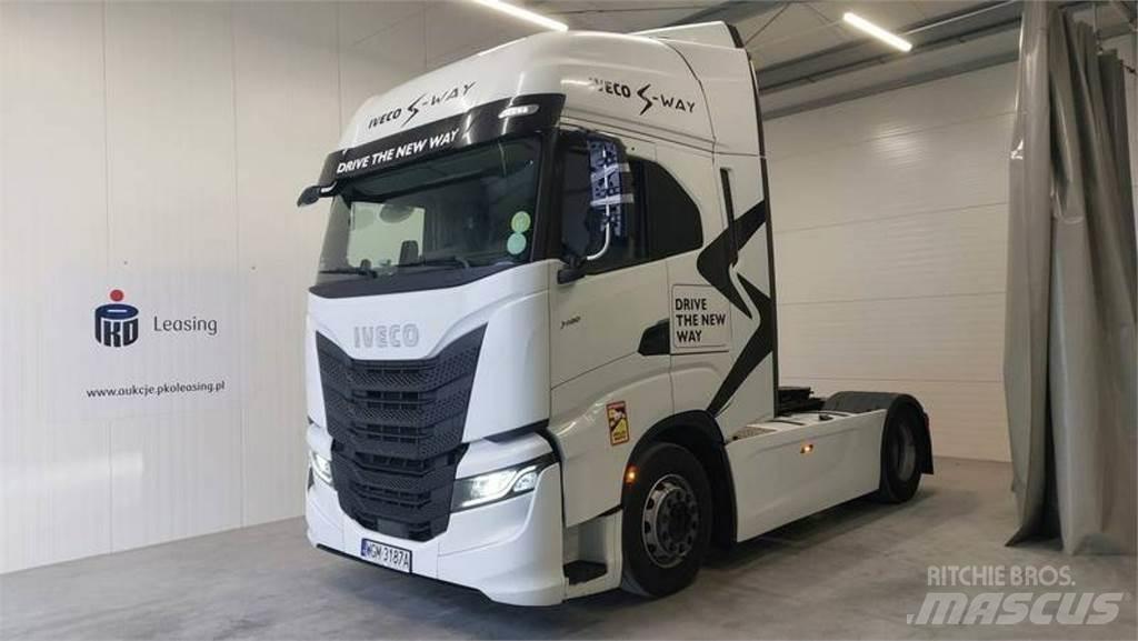 Iveco AS Sadulveokid