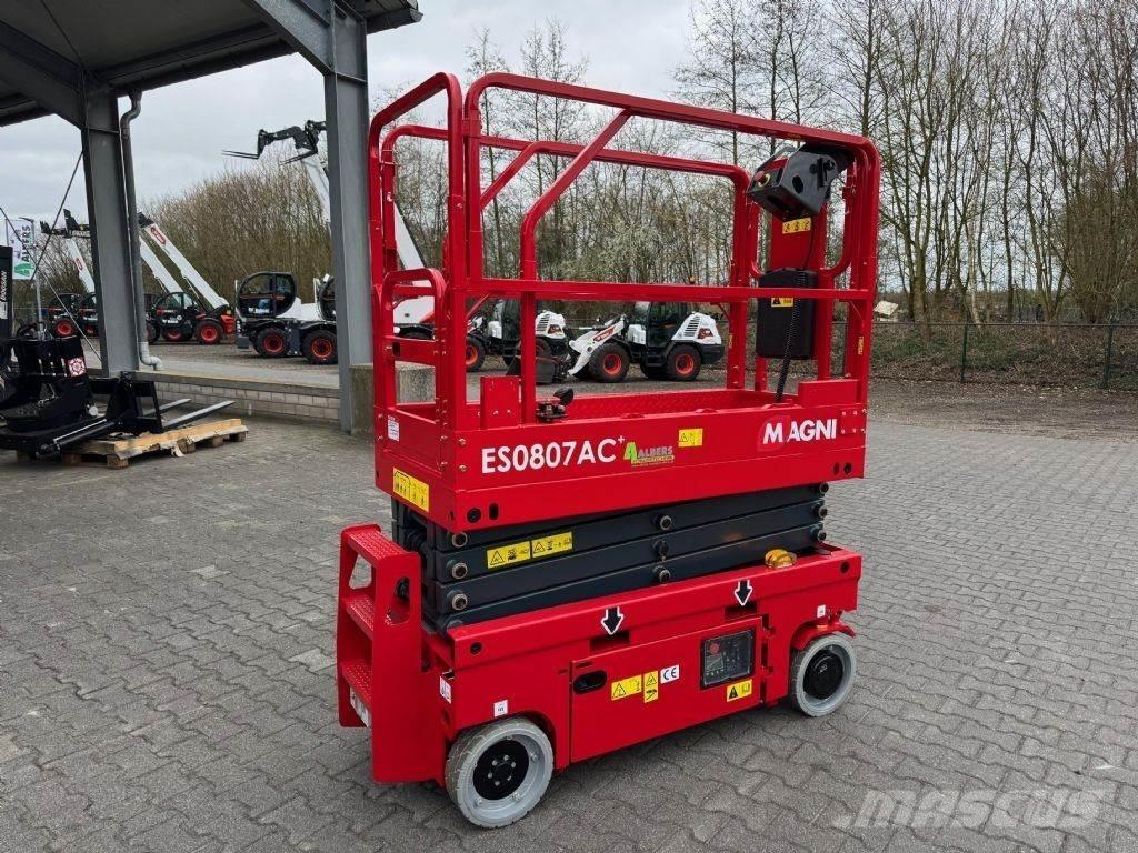 Magni ES 0807 AC + Käärtõstukid