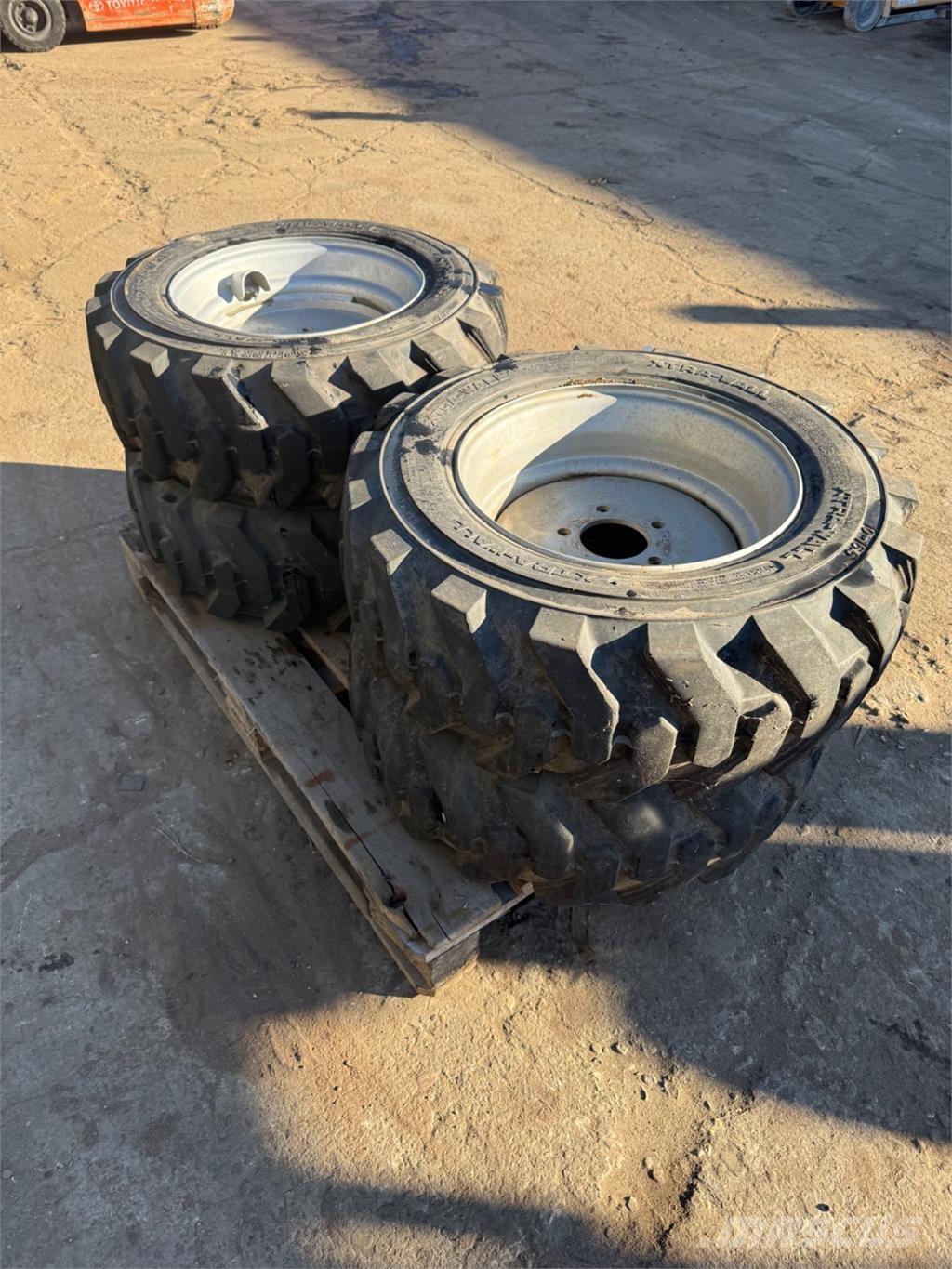  10-16.5 Rehvid, rattad ja veljed