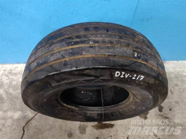  14 11L-14 Rehvid, rattad ja veljed