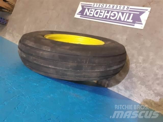 16 7.50-16 Rehvid, rattad ja veljed