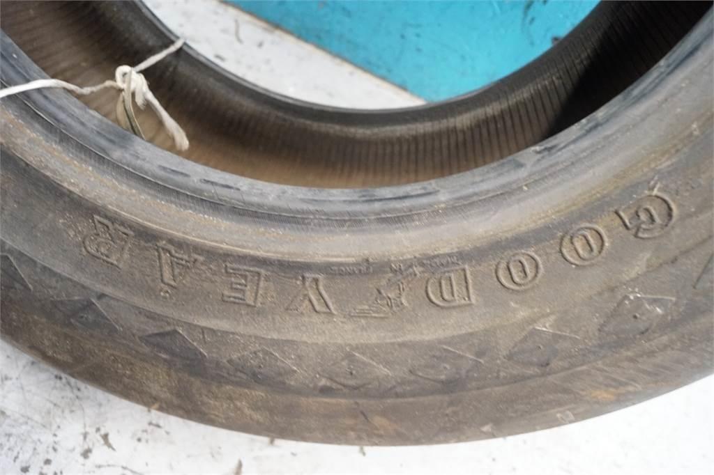  18 10.5/80-18 Rehvid, rattad ja veljed