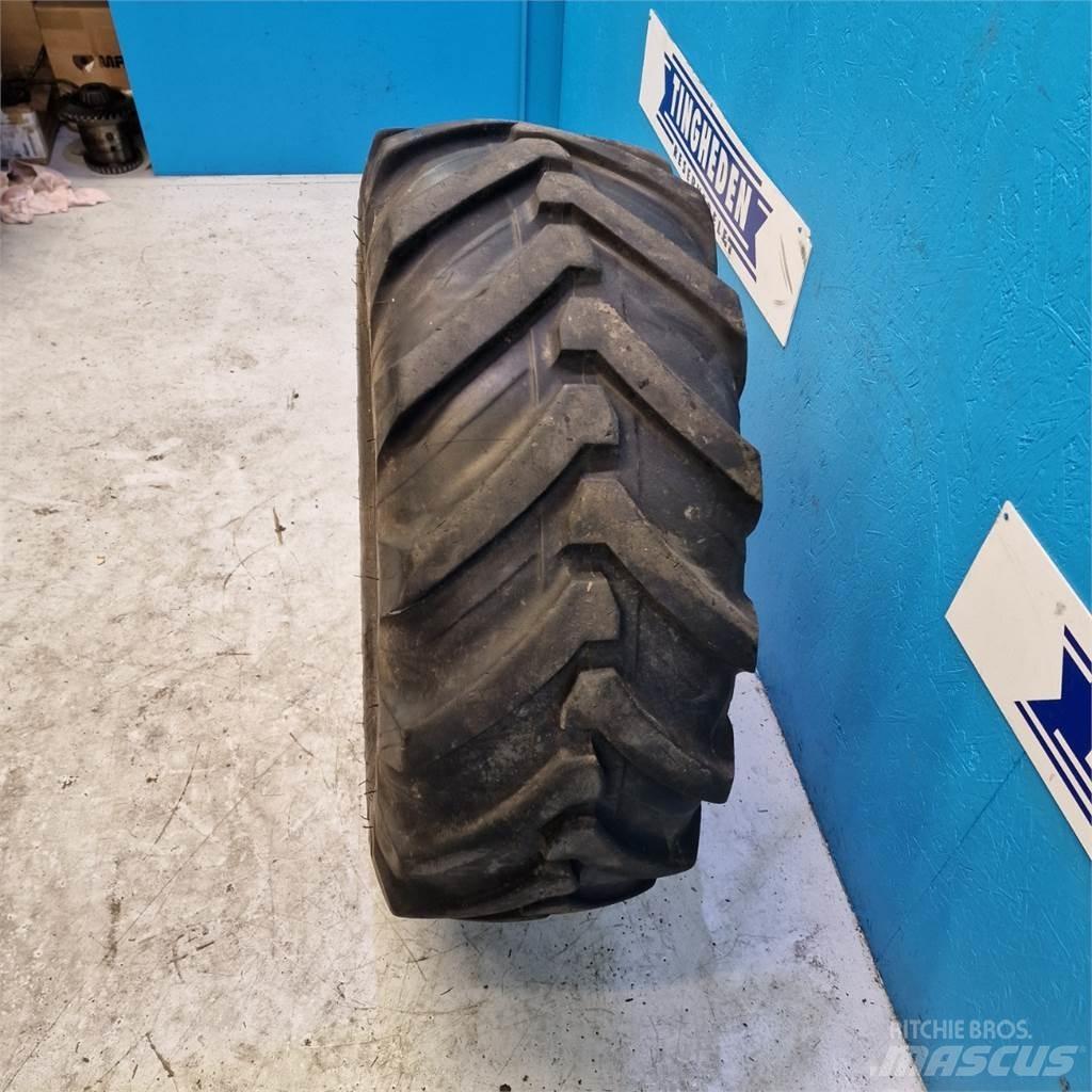  18 340/80R18 Rehvid, rattad ja veljed