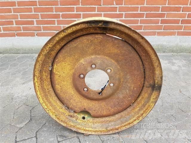  20 5.50FX20 Rehvid, rattad ja veljed