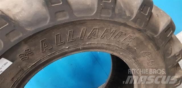  24 17.5R24 Rehvid, rattad ja veljed