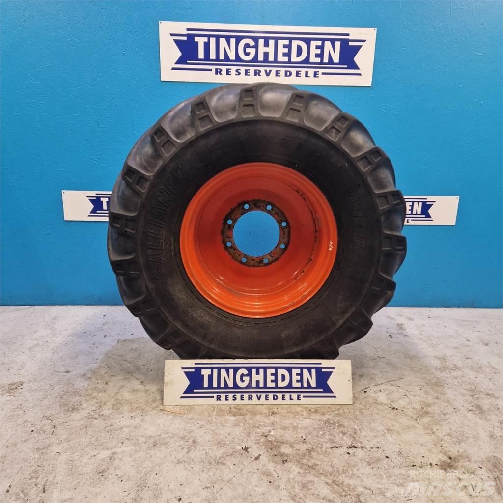  24 19.5L24 Rehvid, rattad ja veljed