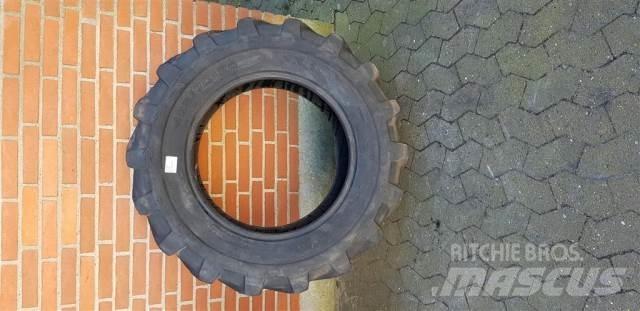  24 405/70-24 Rehvid, rattad ja veljed