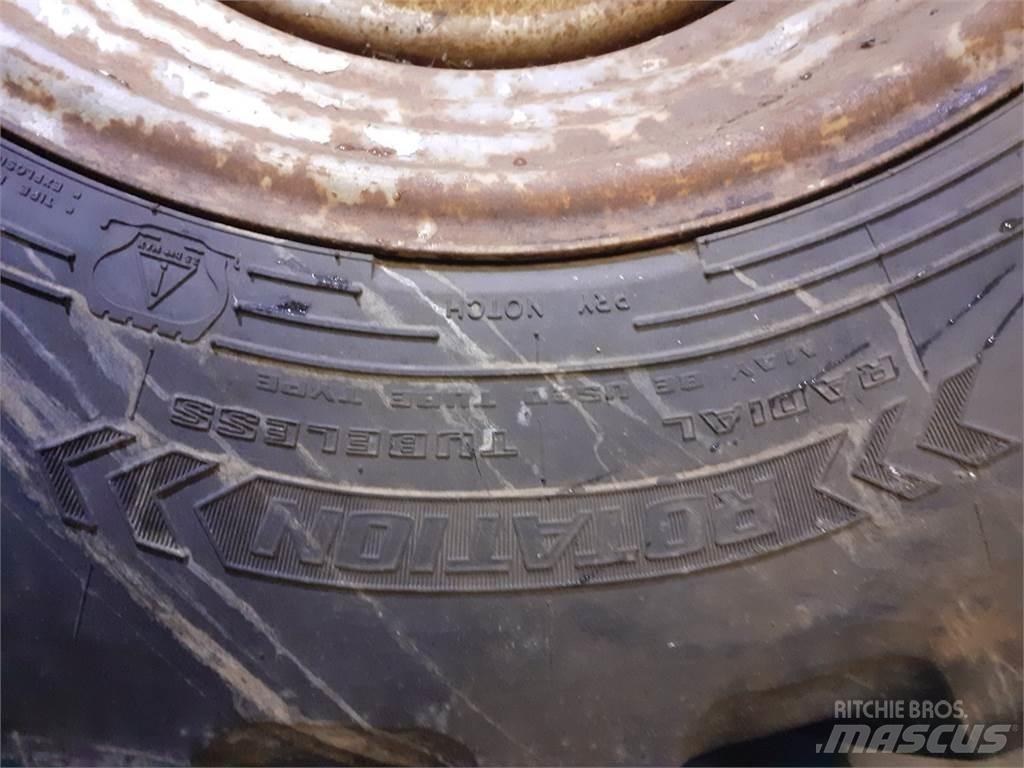  24 460/70R24 Rehvid, rattad ja veljed