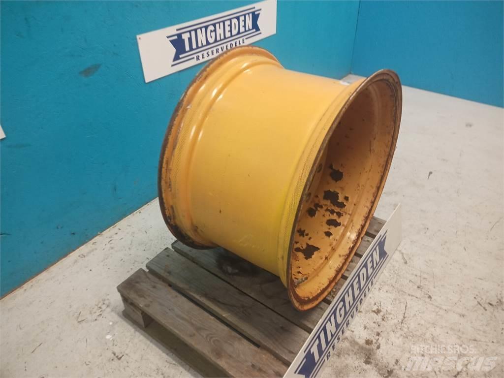  24 W15LX24 Rehvid, rattad ja veljed