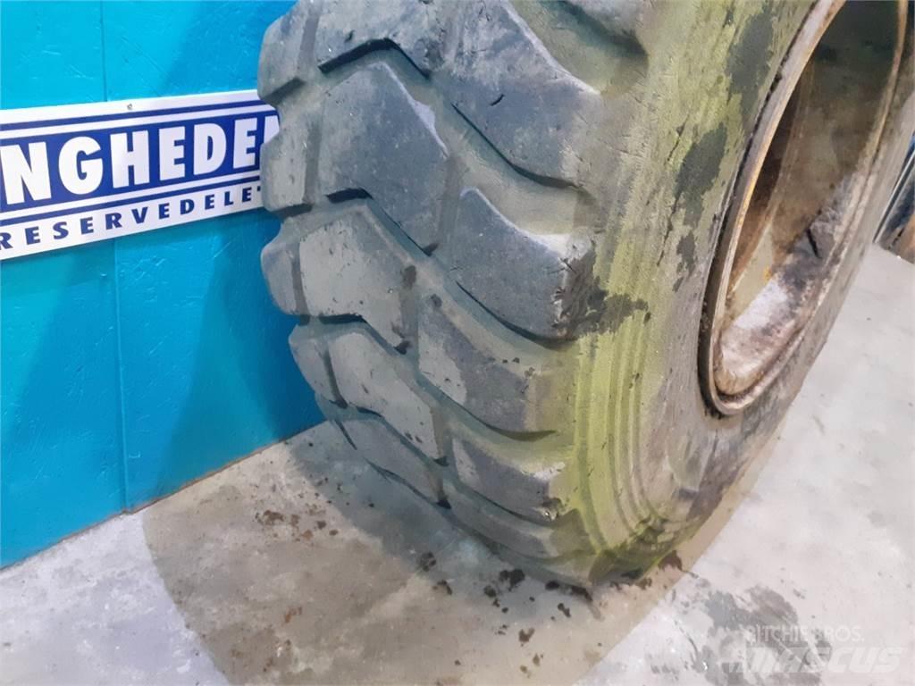  25 20.5R25 Rehvid, rattad ja veljed