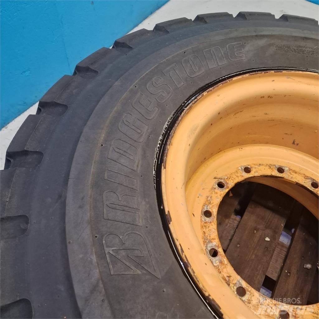  25 20.5R25 Rehvid, rattad ja veljed