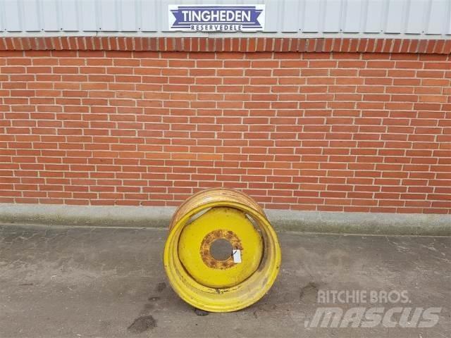  26 DW12X26 Rehvid, rattad ja veljed