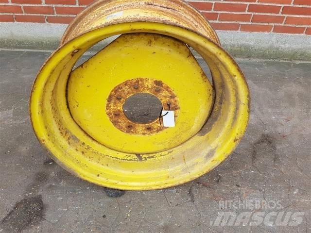  26 DW12X26 Rehvid, rattad ja veljed