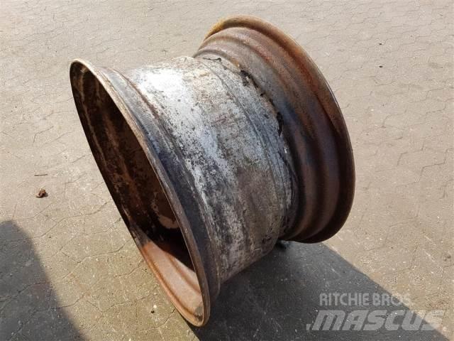  26 DW16X26 Rehvid, rattad ja veljed