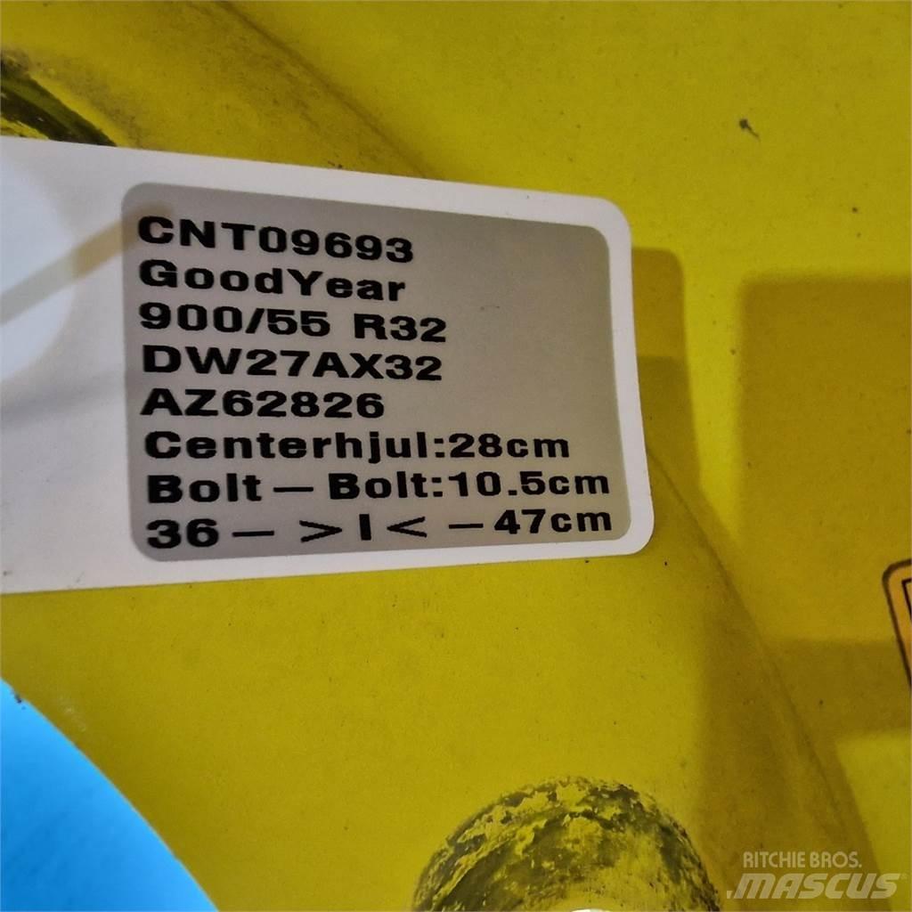  32 900/55 R32 Rehvid, rattad ja veljed