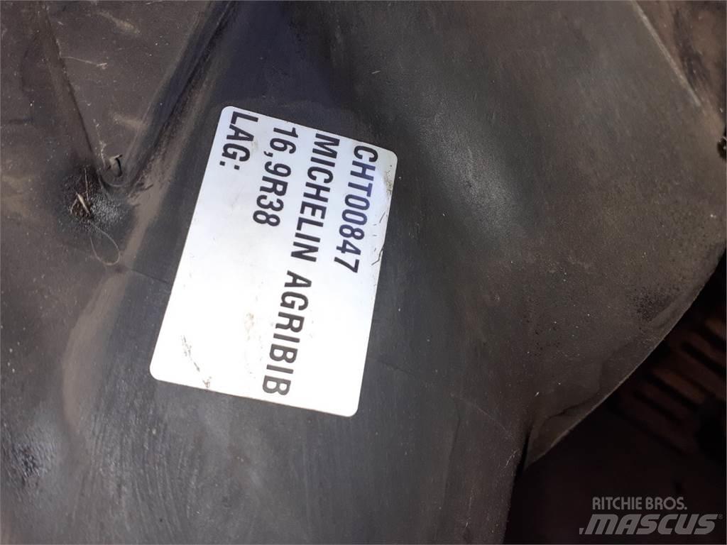  38 16.9R38 Rehvid, rattad ja veljed