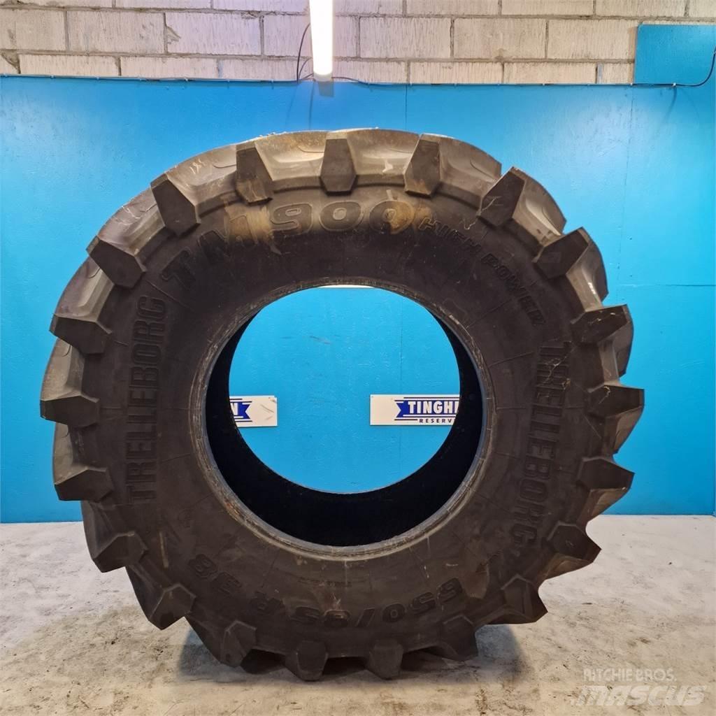  38 650/85R38 Rehvid, rattad ja veljed