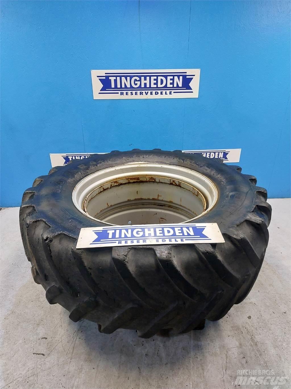  42 650/65 R42 Rehvid, rattad ja veljed