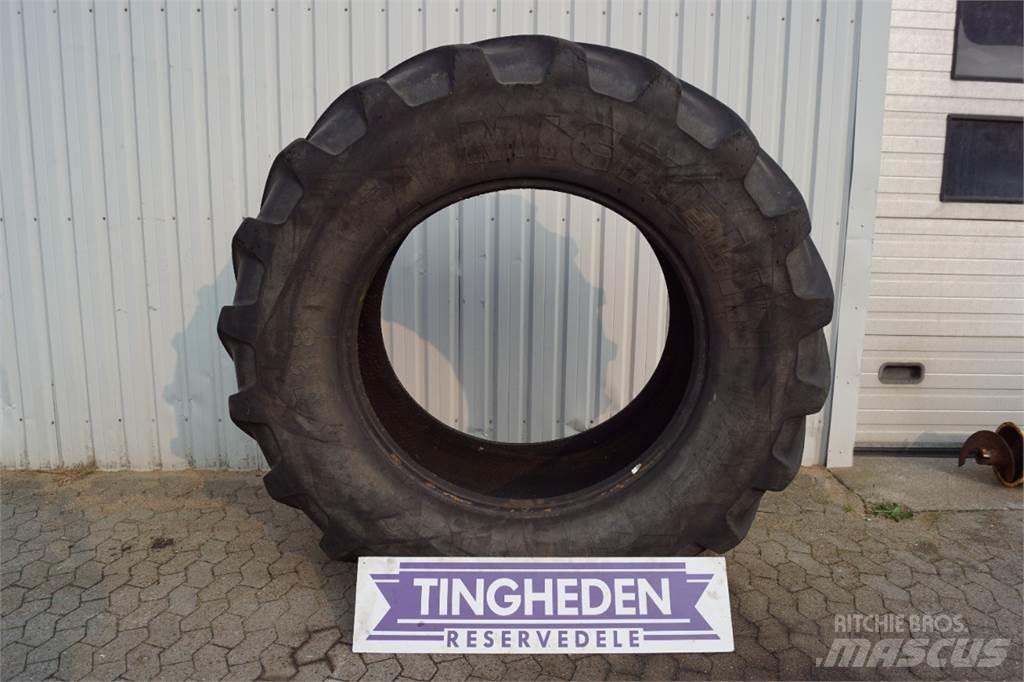  42 710/70R42 Rehvid, rattad ja veljed