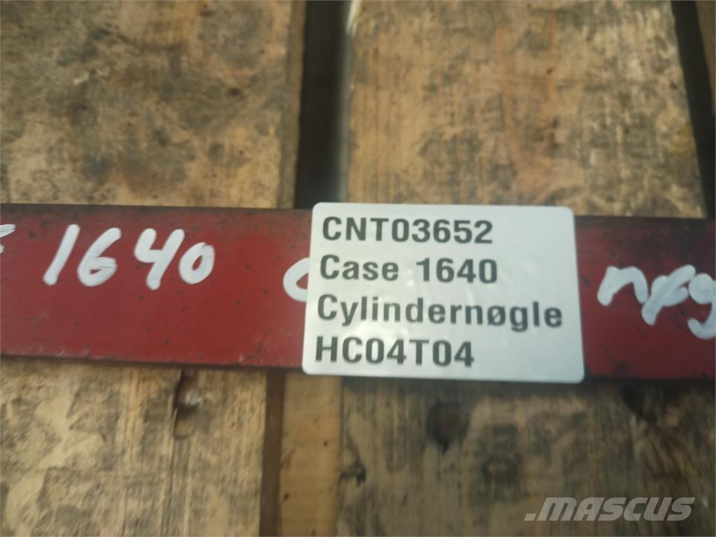 CASE 1640 Lisavarustus ja komponendid