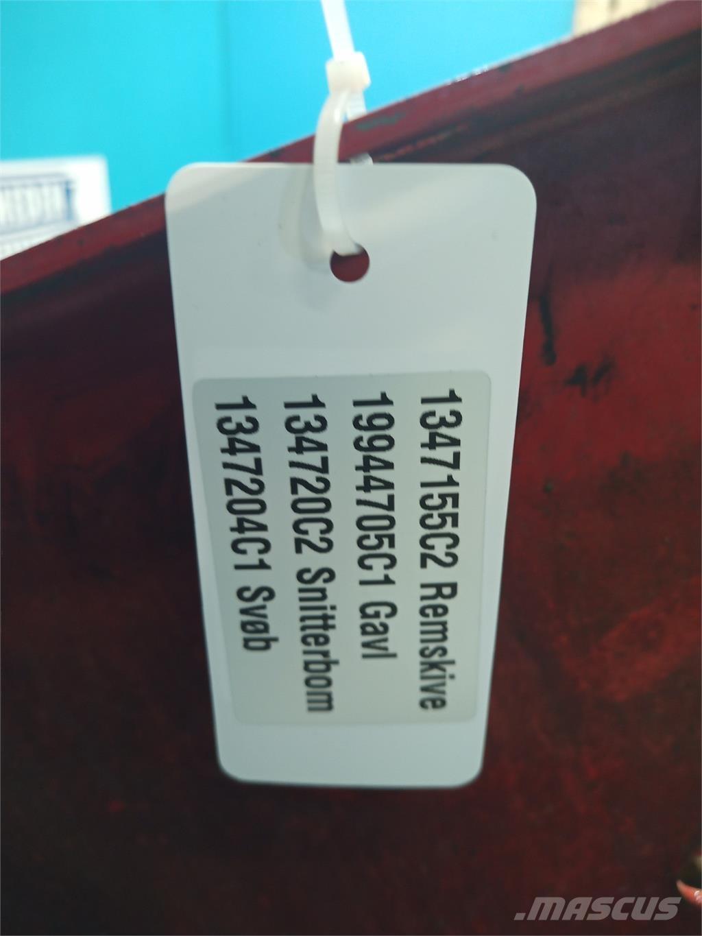 CASE 1640 Lisavarustus ja komponendid