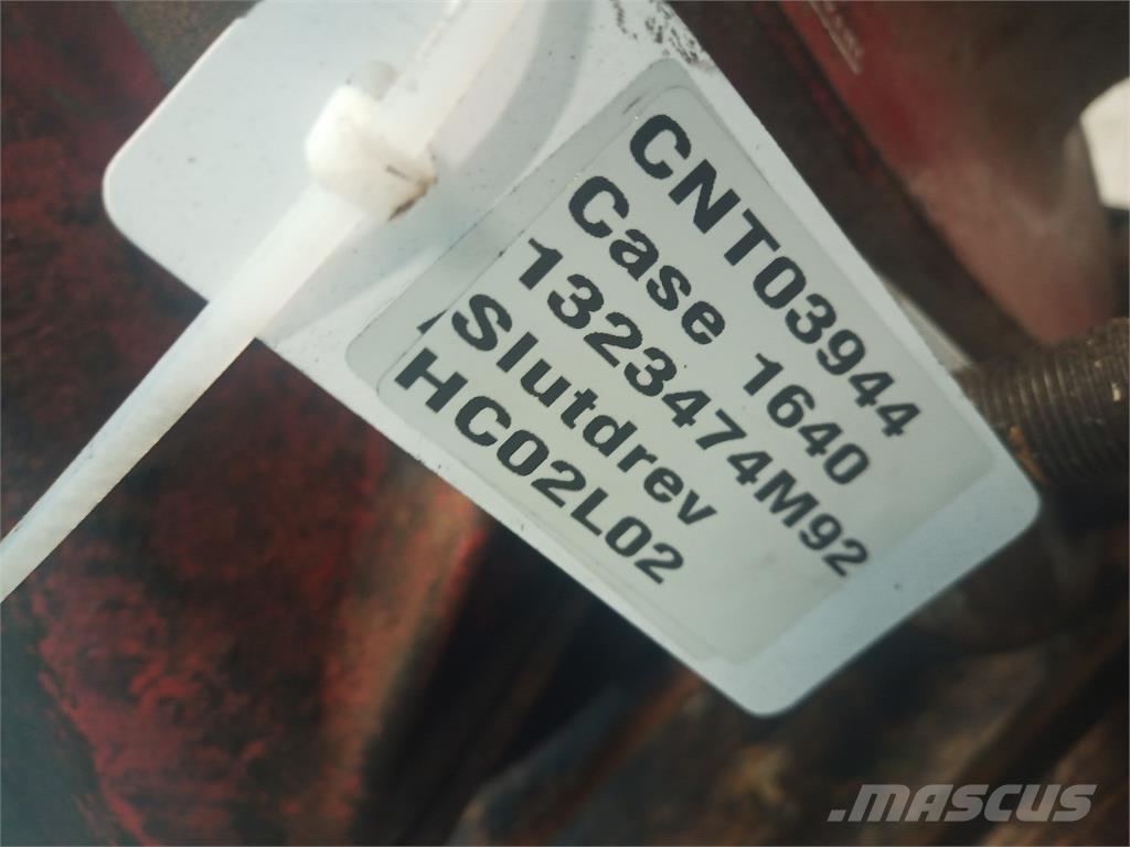 CASE 1640 Lisavarustus ja komponendid