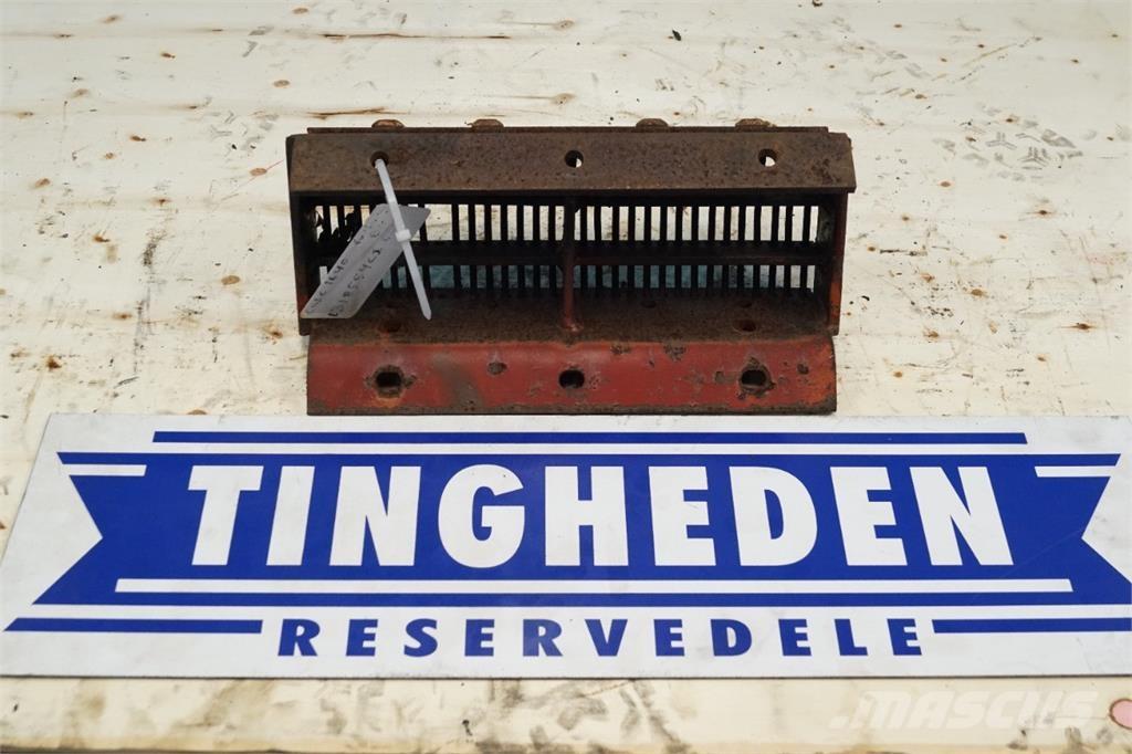 CASE 1640 Lisavarustus ja komponendid